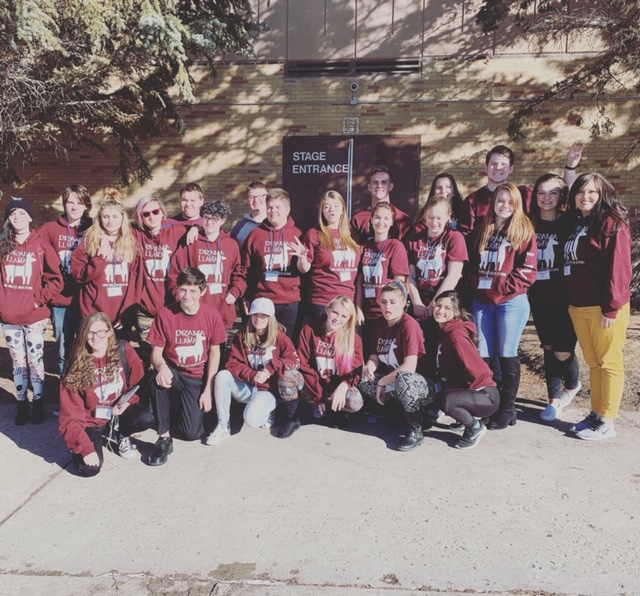 MAKING+A+SCENE%3A+State+drama+participants+in+Riverton+during+a+successful+showing+for+SVHS.