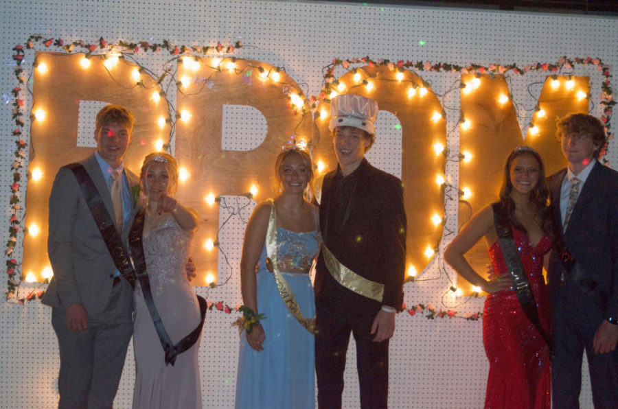 HIGH COURT: (l to r) 1st Attendants Brandon Beck and Kylee Erickson attend Prom King and Queen Avery Hanberg and Luke Linford with 2nd attendants Ali Kilroy and Jacob Hodges to their left. 