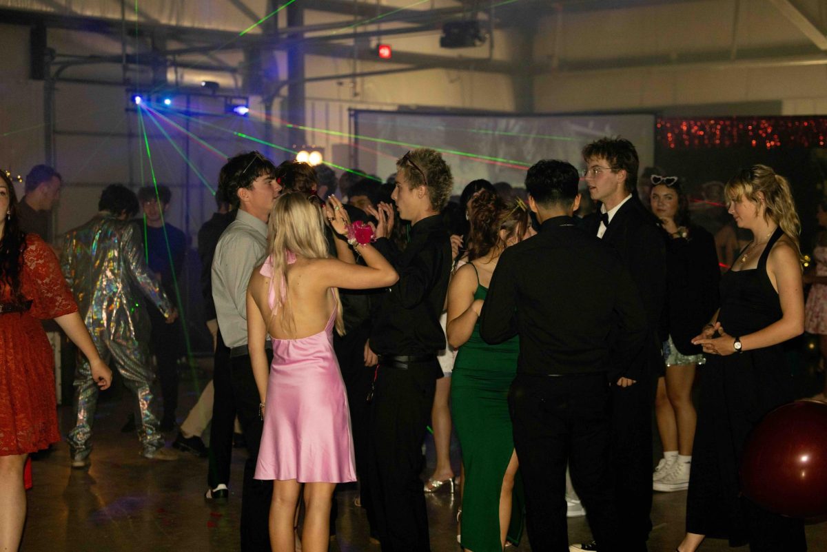 hc dance 25-57
